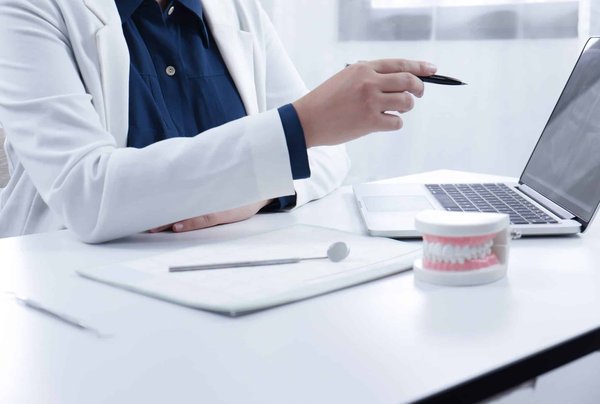 Le Centre Dentaire Anjou offre-t-il des rendez-vous en soirée ou le week-end ?